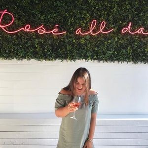 Vineyard Vines Dress